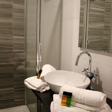 فندق مبيت وإفطار Relais Borbonico 4*